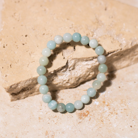 Amazonite is a soothing stone. It calms the brain and nervous system and aids in maintaining optimum health - fine crystal bracelet in Amazonite.
