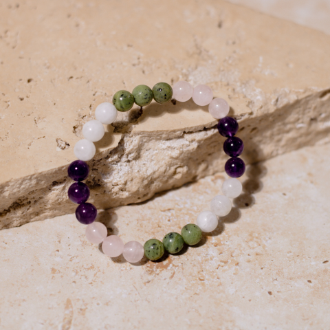 Calms_skin_promotes_healing_oxygen_crystal_bracelet